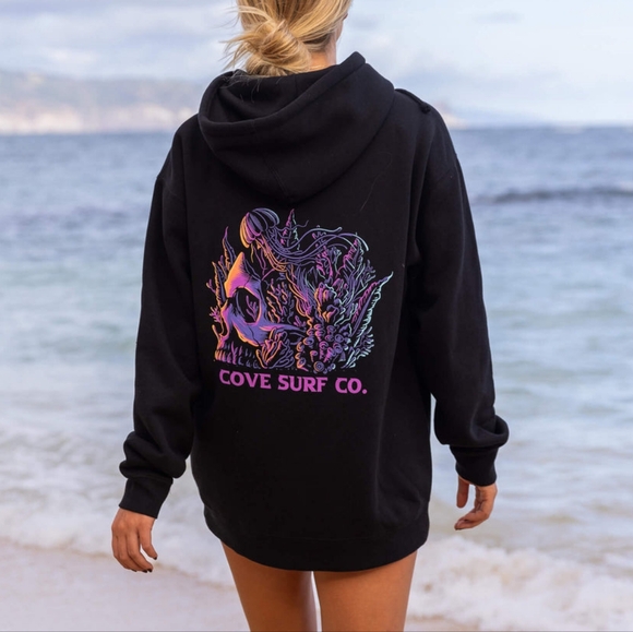 Cove Surf Co Tops - Cove Surf Co Skull Reef Hoodie - Like New Condition